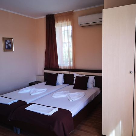 Respekt Guest House Sunny Beach Quarto foto