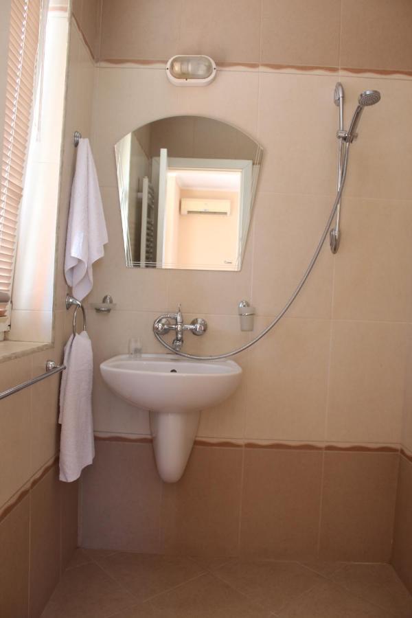 Respekt Guest House Sunny Beach Exterior foto
